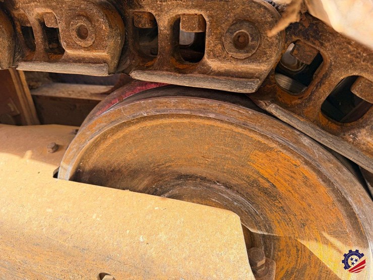 2018-deere-700k-xlt-image-12