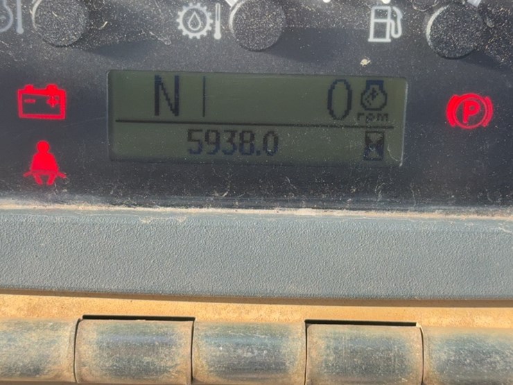 john-deere-310-image-21