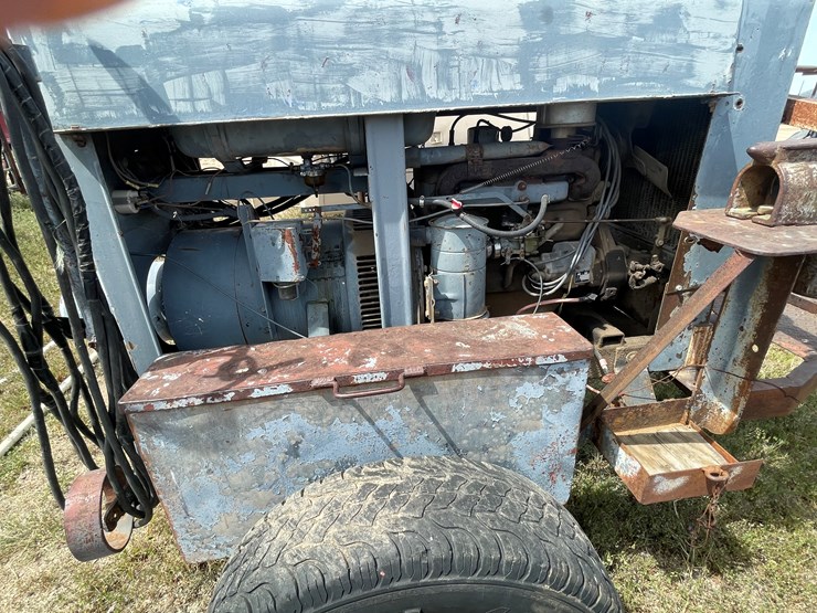 #4028-•-lincoln-arc-welder-image-19