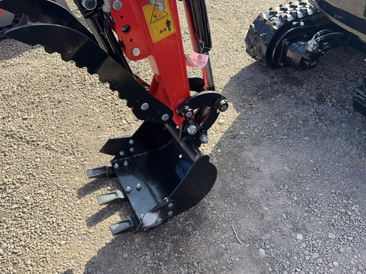 #1095-•-2025-tpm-22k-mini-excavator-image-3