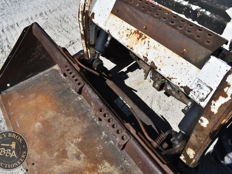 2008-bobcat-s185-image-17