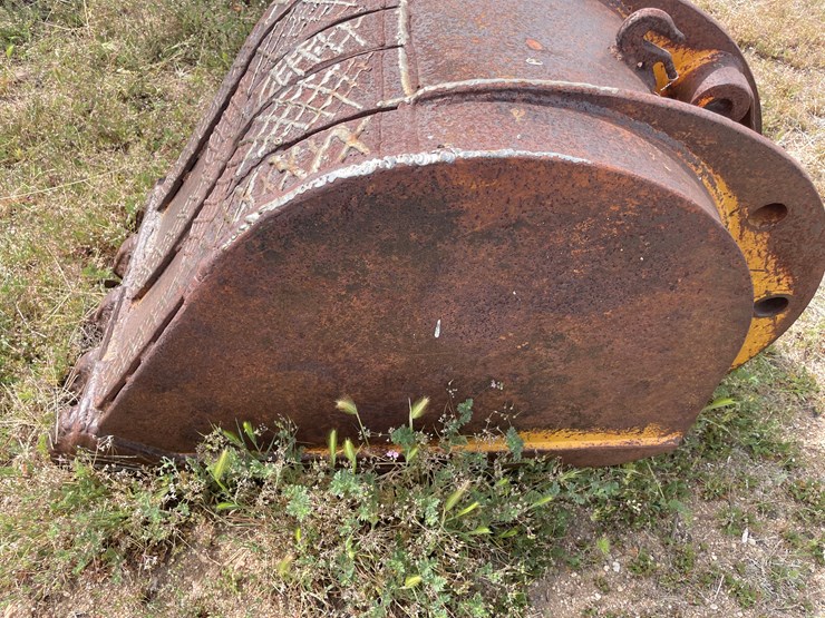 #4070-•-excavator-bucket-image-6