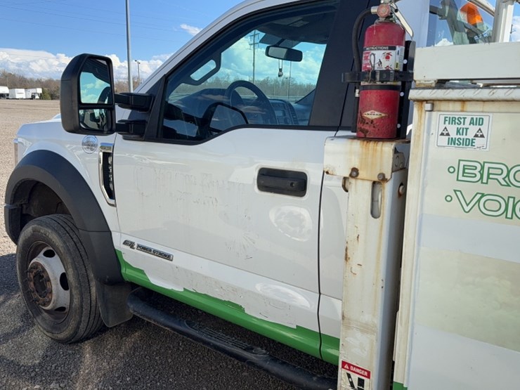 2018-ford-f550-image-14