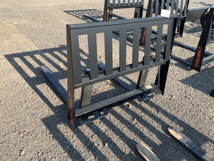 #2087-•-trubilt-42"-skid-steer-pallet-forks-image-2