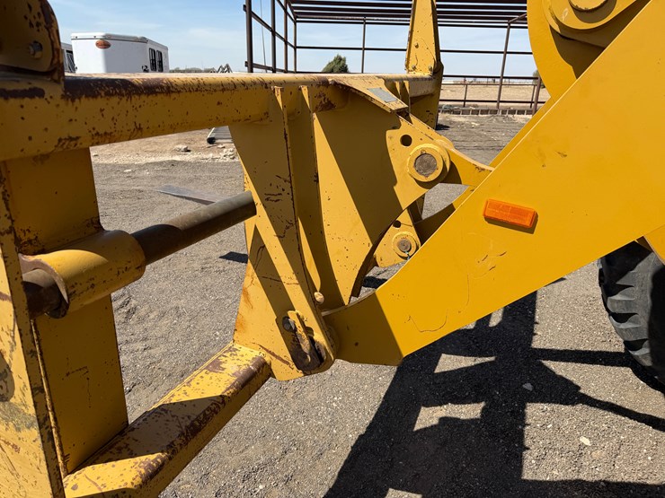 2007-caterpillar-928g-image-8