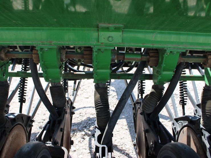 john-deere-450-image-33