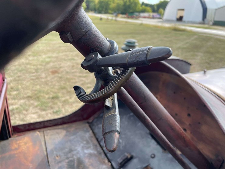 1911-mcintyre-high-wheel-automobile-image-64