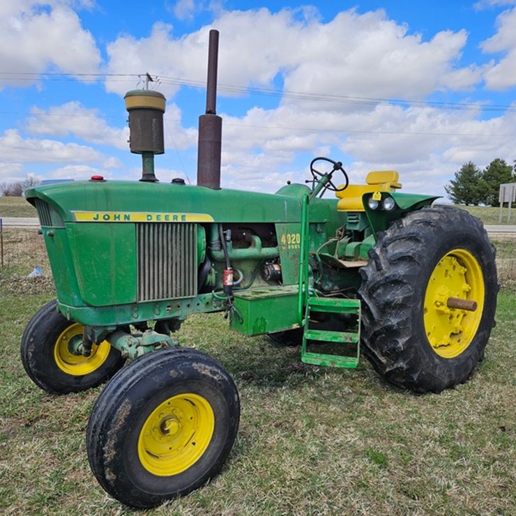 JOHN DEERE 4020