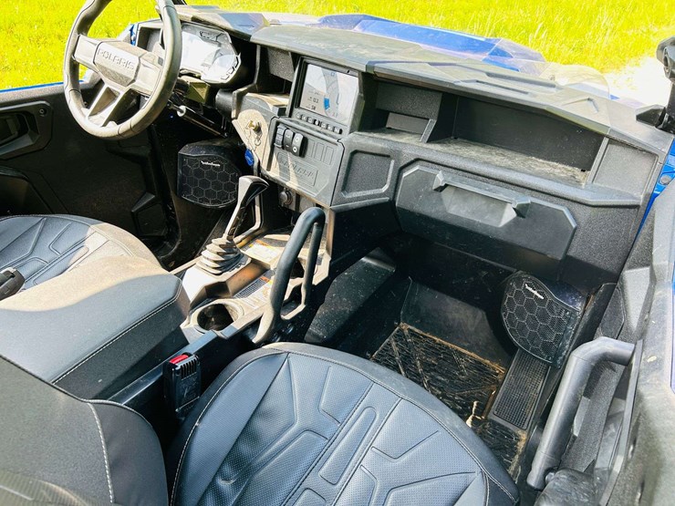 2024-general-polaris-image-55