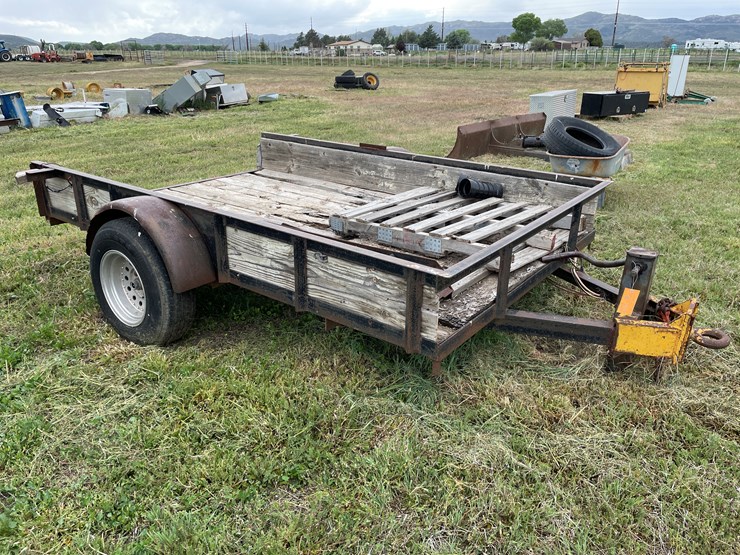 #4016-•-heavy-duty-single-axle-trailer-(no-title)-image-1