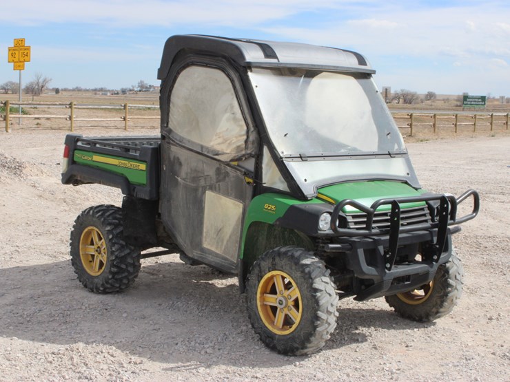 john-deere-gator-image-4