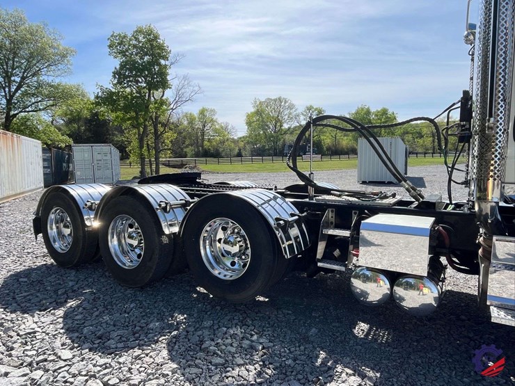 2024-international-hx520-image-51