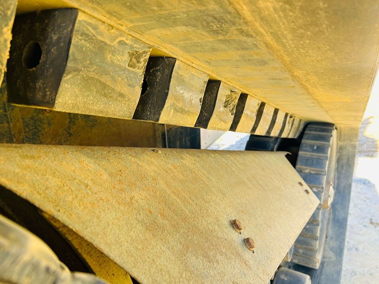 caterpillar-ch45-image-75