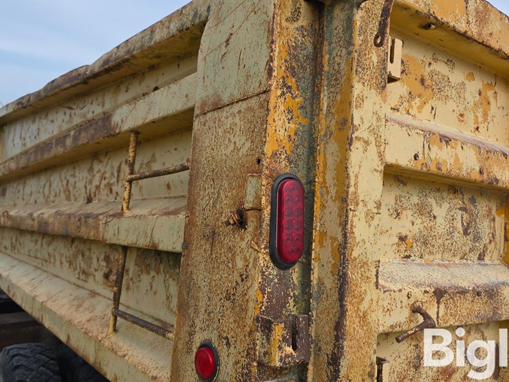 1986-ford-lnt8000-image-10