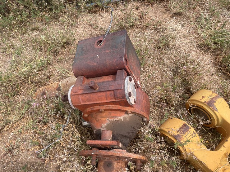 #4060-•-gearcase-and-casting-joint-image-9