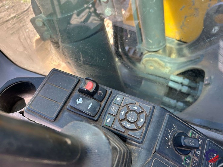 2018-volvo-ec220el-image-109