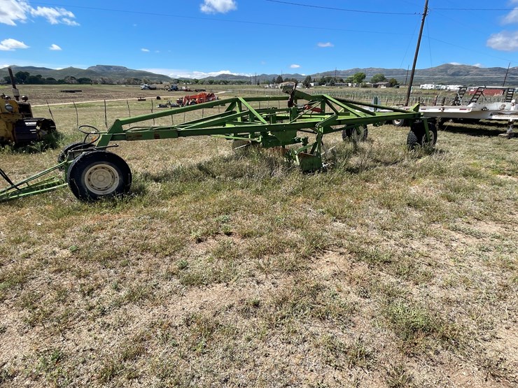 #4083-•-land-plane-image-2