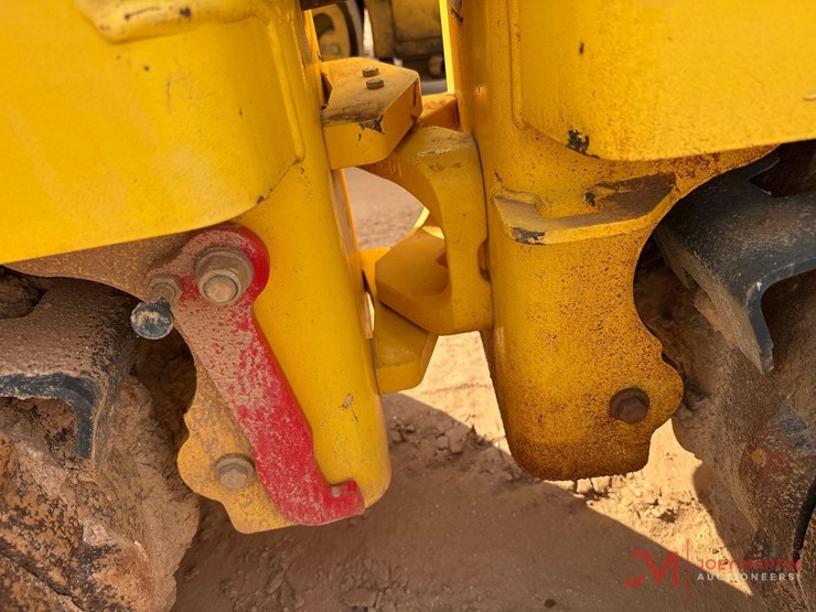 2018-bomag-bmp8500-image-7