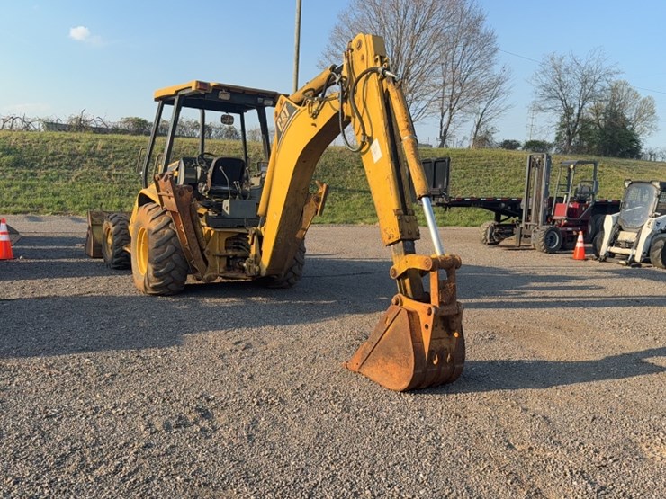 caterpillar-416c-image-9