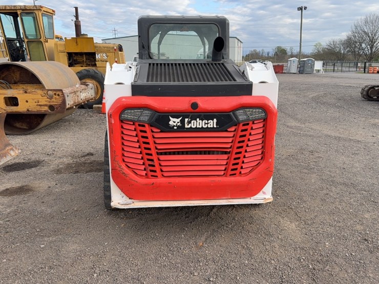 2022-bobcat-t62-image-9