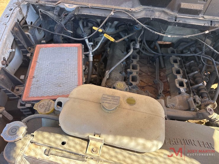 2003-dodge-1500-image-16