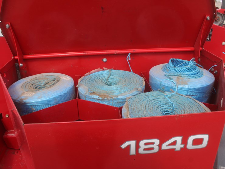 2015-massey-ferguson-1840-image-21