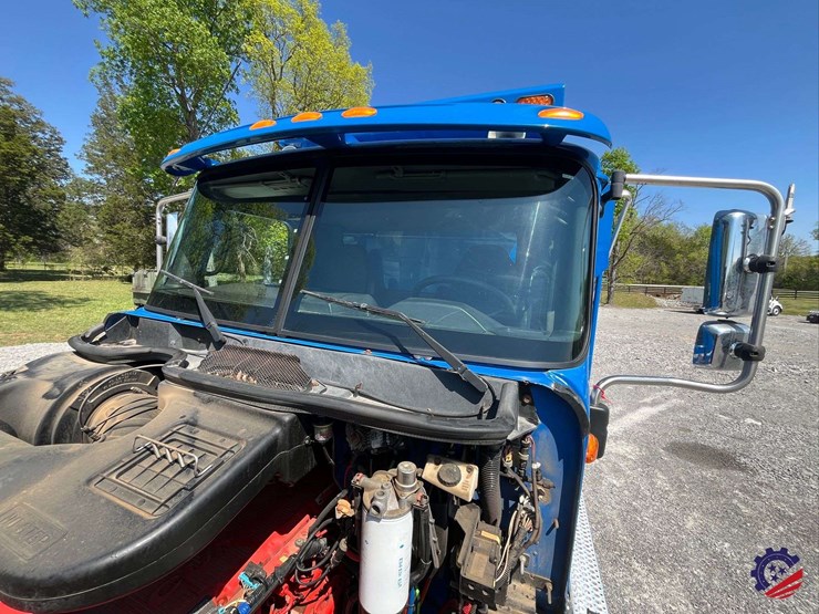 2018-international-hx620-image-60