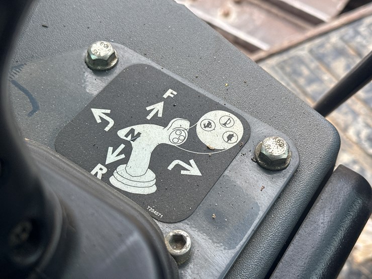 deere-550k-lgp-image-34