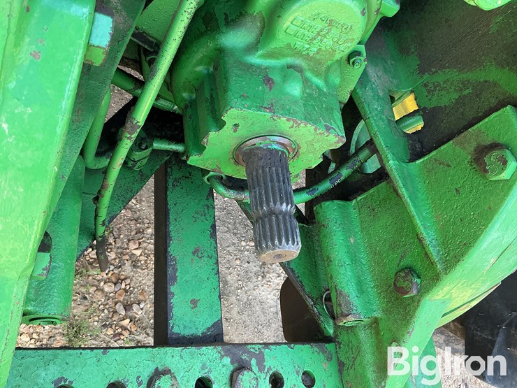 1995-john-deere-8400-image-11