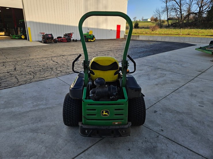 2014-john-deere-z925m-image-4