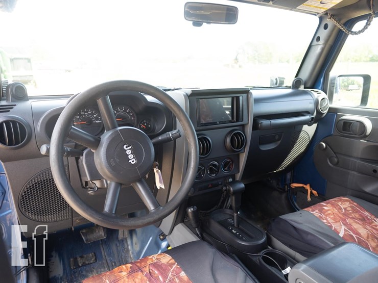 2009-jeep-wrangler-image-8