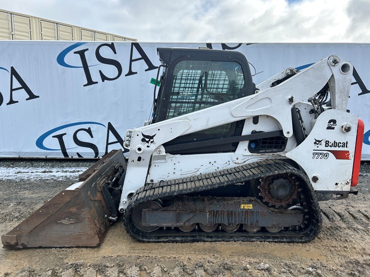2022-bobcat-t770-image-2