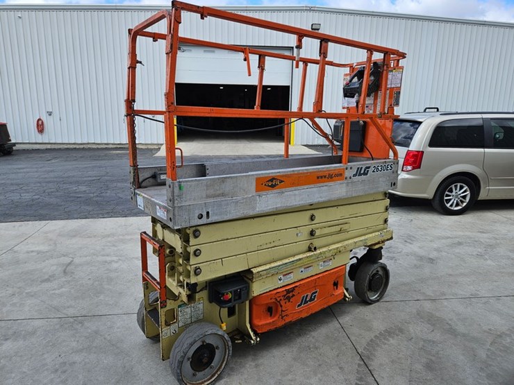 jlg-2630es-image-5