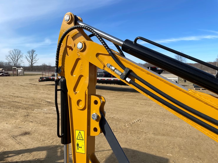 #1035-•-new-ats-rt15r-mini-excavator-image-29