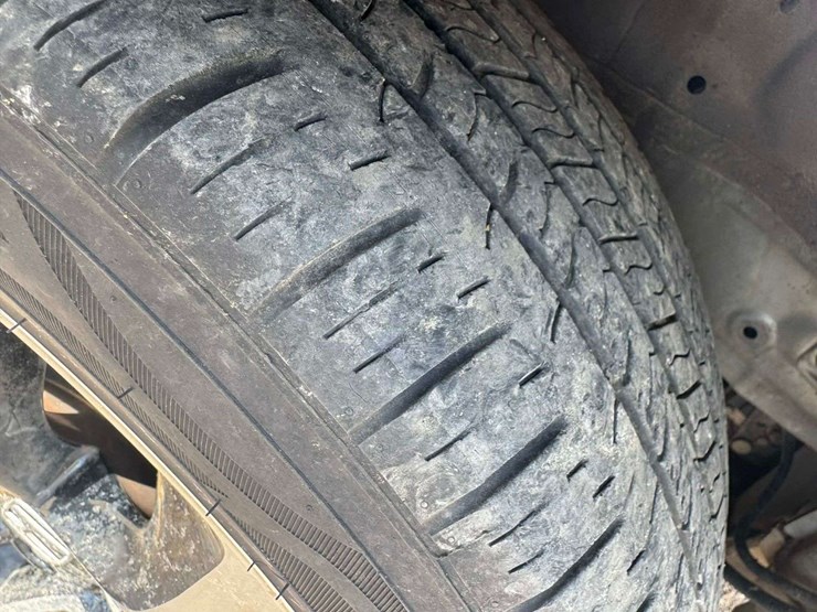 2015-honda-civic-4-door-sedan-(249,847-miles)-image-22