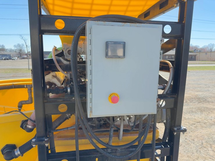 snow-ex-brine-making-machine-image-8