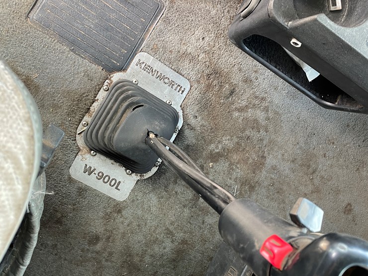 2000-kenworth-w900l-image-68