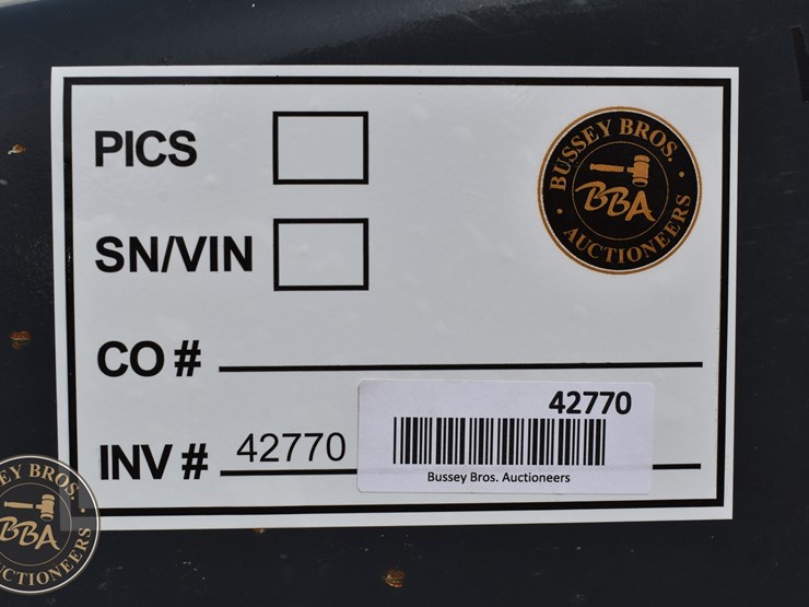 2023-deere-333g-image-51