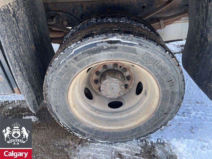 2015-ford-f550-image-10