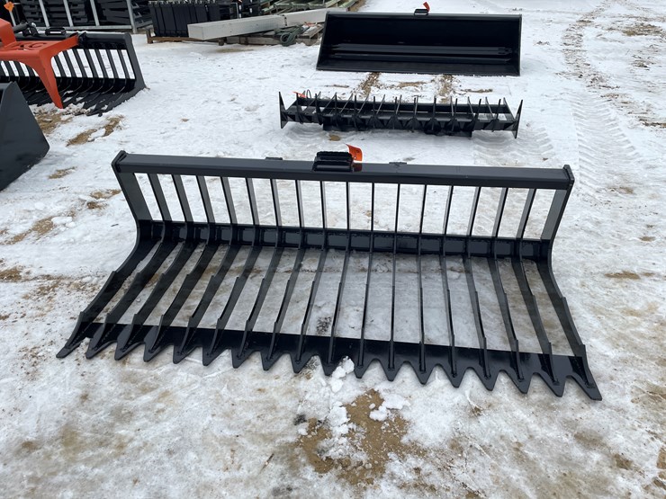 #2047-•-skid-steer-mount-skeleton-bucket-image-2