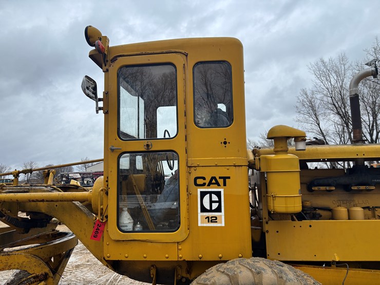 caterpillar-12-image-9