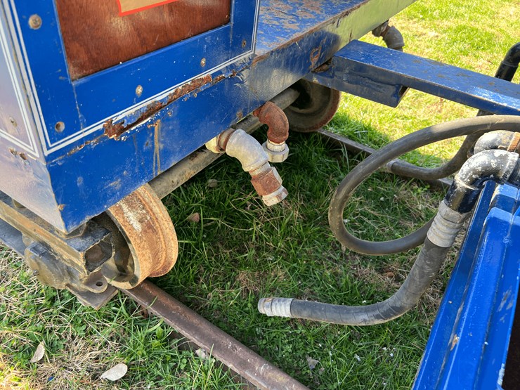 frick-steam-locomotive-with-track-image-233