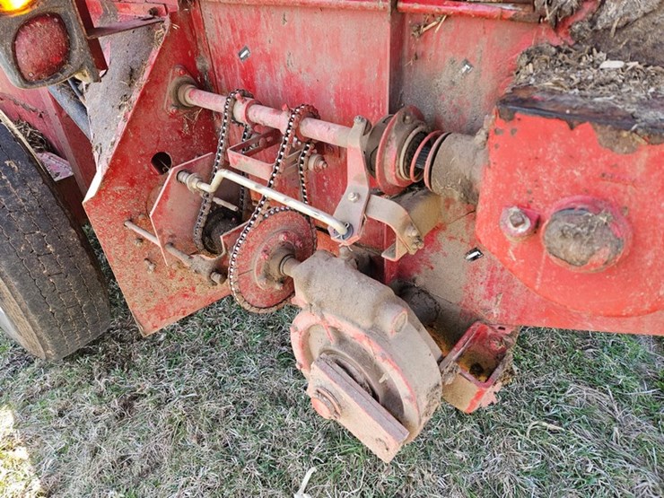 2019-new-holland-195-image-19