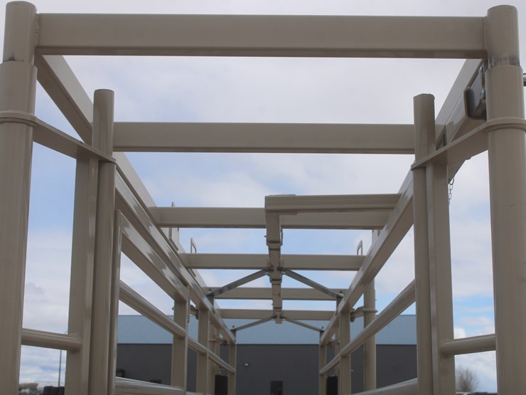 #1082-•-new-circle-t-adjustable-alley-image-20