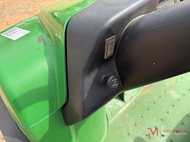 john-deere-gator-cx-image-16