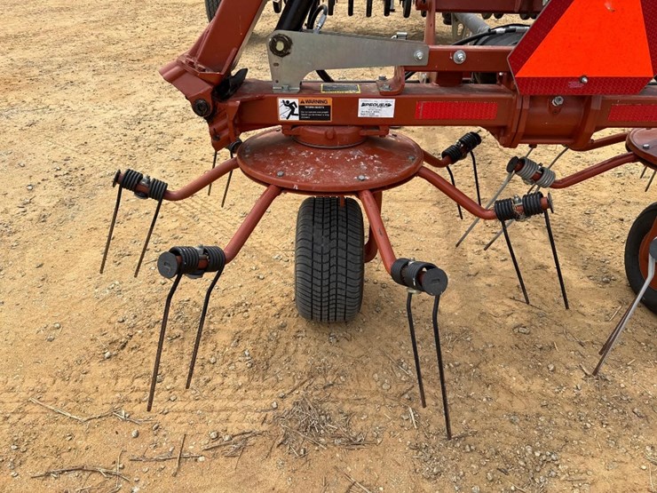 2024-pequea-ht4102-image-6