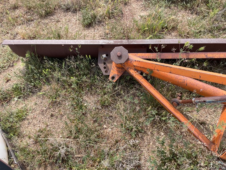 ford-tractor-image-3