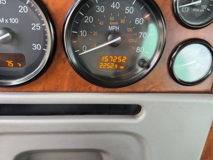 2007-peterbilt-357-image-22