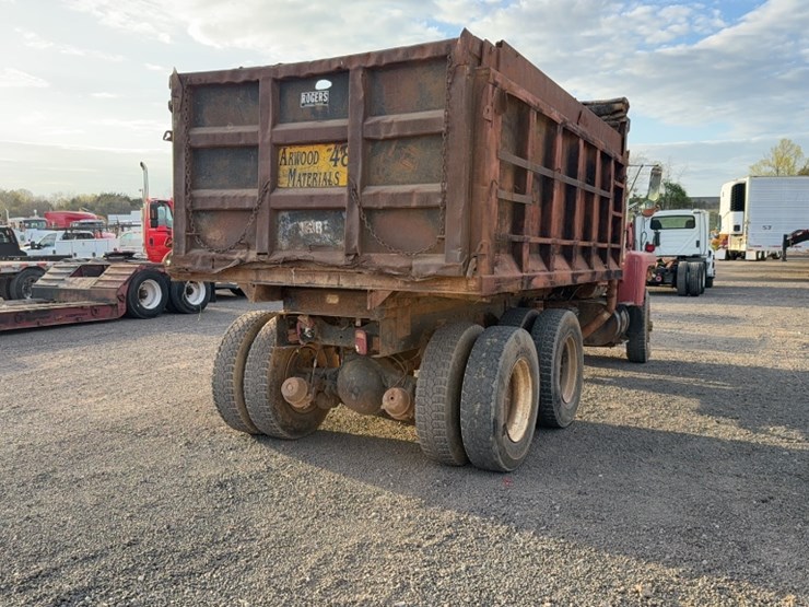 1988-ford-l8000-image-7