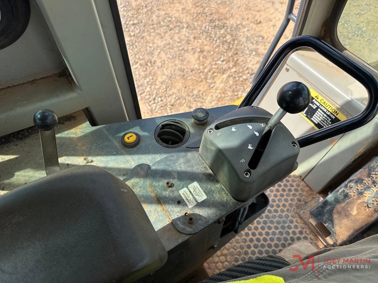 2006-deere-655c-image-29